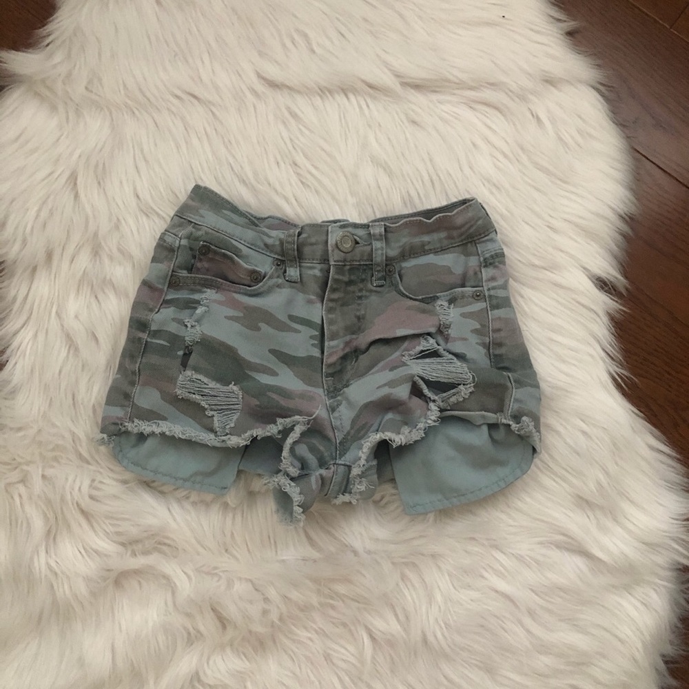 Jean camo shorts